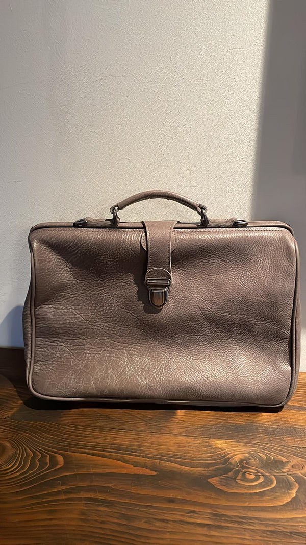 The Classic, Clip, Taupe, Sample Sale